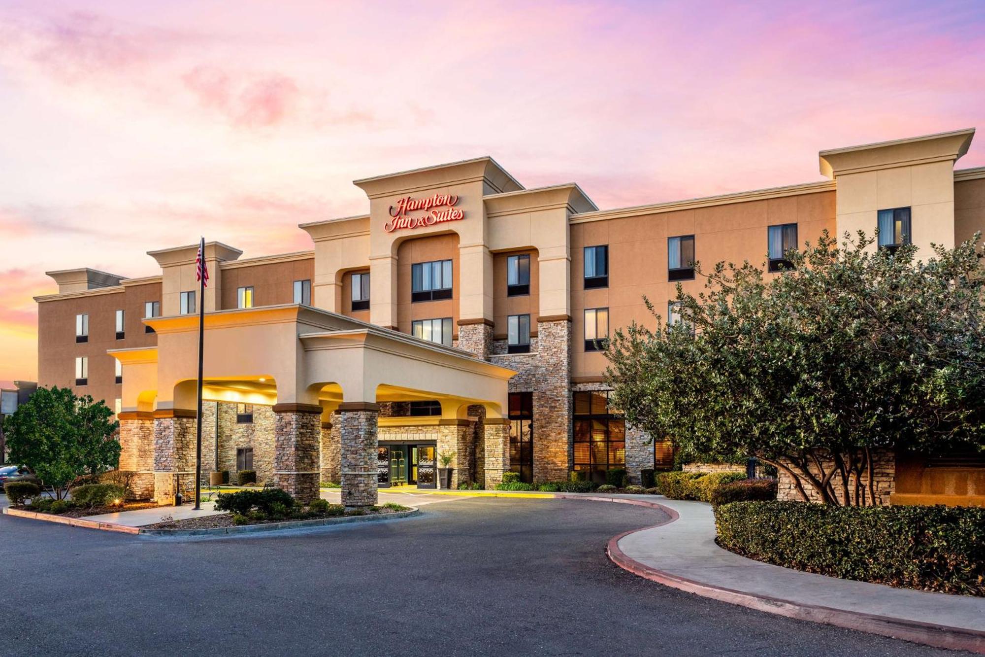Hampton & Sacramento-elk Grove Laguna I-5 Hotel Elk Grove